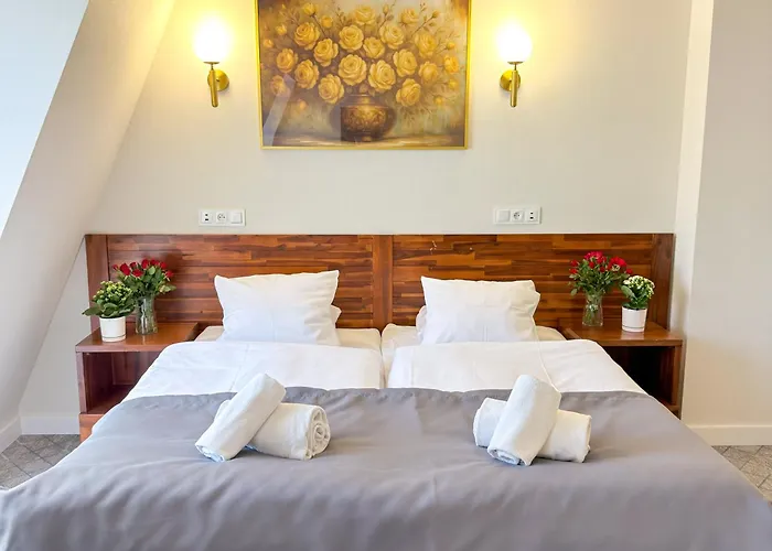 Piast Centrum Hotel 3*