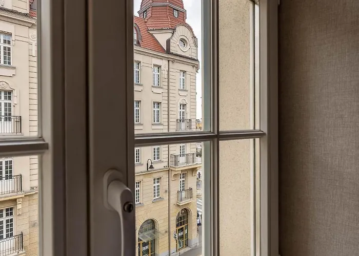 Hotel Piast Centrum 3*