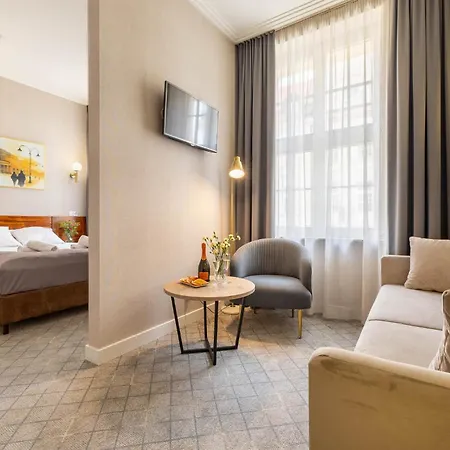 Piast Centrum Hotel 3*