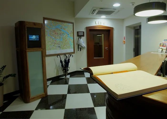 Piast Centrum Hotel 3*