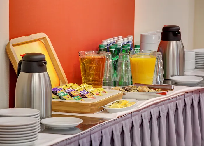 Piast Centrum מלון 3*