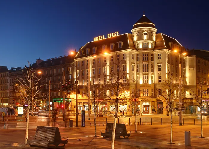 Piast Centrum Hotel 3*