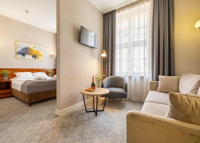 Piast Centrum Hotel 3*